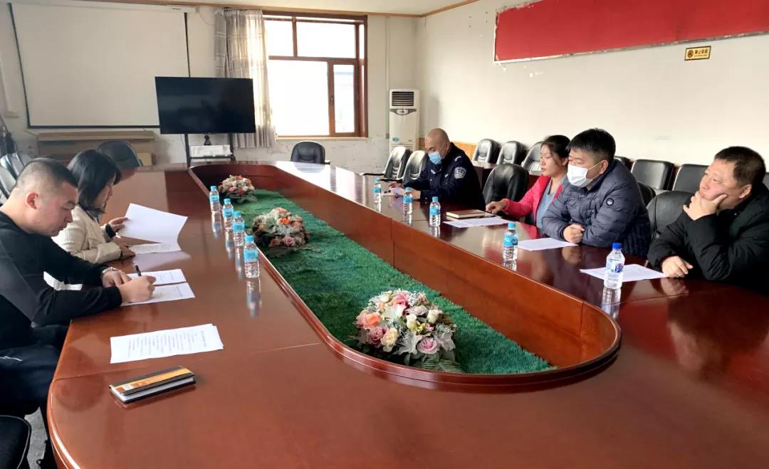 图们市工信局组织召开货车非法改装专项整...